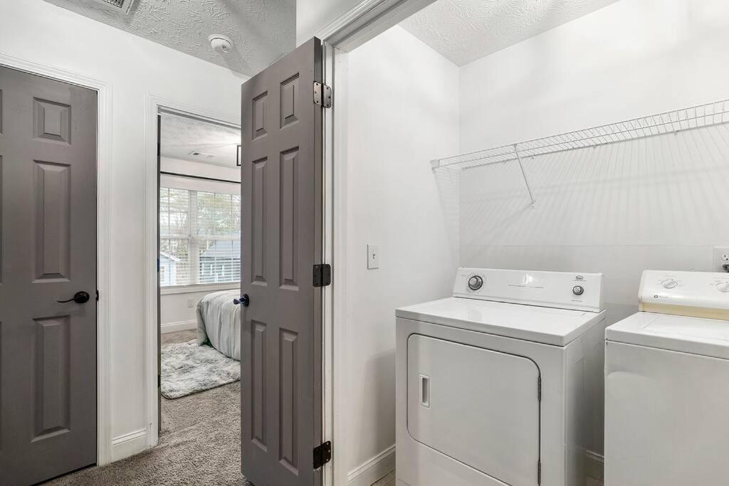 Modern 3Bd,2Ba Townhome Near Stadiums In Metro-Atl Atlanta Esterno foto