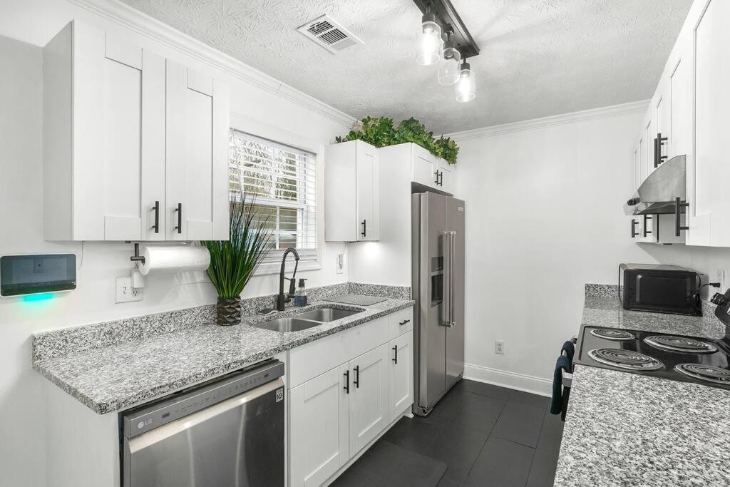 Modern 3Bd,2Ba Townhome Near Stadiums In Metro-Atl Atlanta Esterno foto